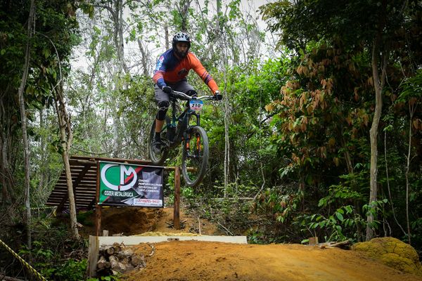 4º Etapa da Liga Capixaba de Downhill Colatina por Fernando Madeira