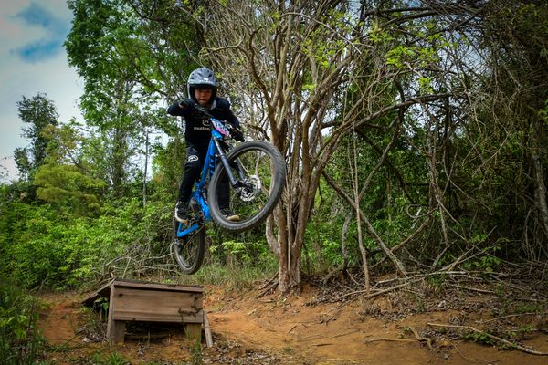 4º Etapa da Liga Capixaba de Downhill Colatina por Fernando Madeira