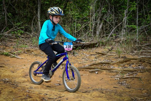 4º Etapa da Liga Capixaba de Downhill Colatina por Fernando Madeira