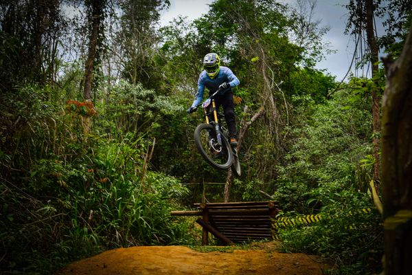 4º Etapa da Liga Capixaba de Downhill Colatina por Fernando Madeira