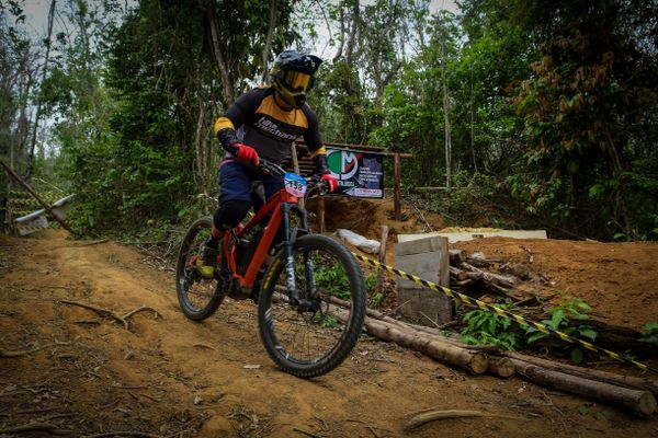 4º Etapa da Liga Capixaba de Downhill Colatina por Fernando Madeira