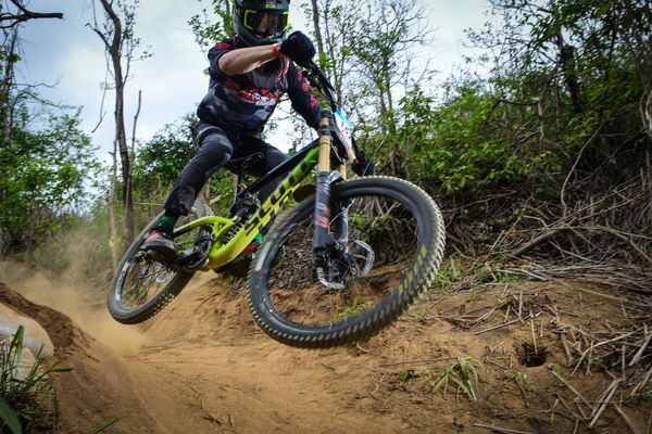 4º Etapa da Liga Capixaba de Downhill Colatina por Fernando Madeira