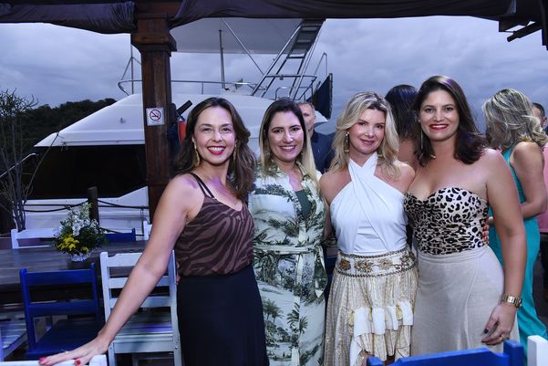 Chrisciana Melo, Eduarda Buaiz, Letícia Chieppe e Talita Pinho
