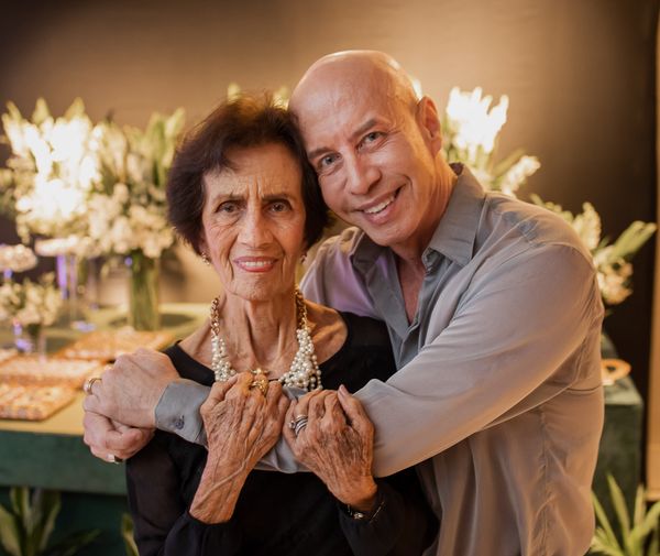 Márcio Bittencourt e a mãe Glorinha