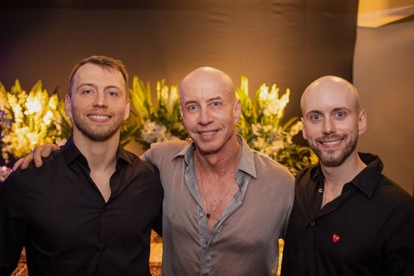 Márcio Bittencourt e os filhos Bernardo e Frederico