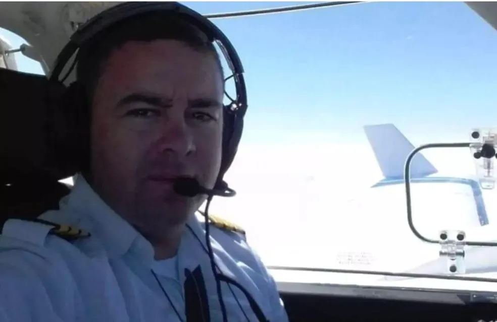 Otávio Augusto Munhoz da Silva tinha 38 anos e o avião que pilotava caiu na região do município de Mucajaí, Sul de Roraima