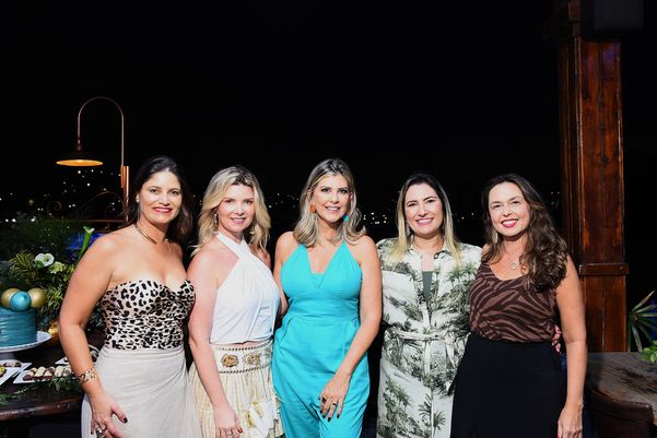 Talita Pinho, Letícia Chieppe, Celina Lievori, Eduarda Buaiz e Chrisciana Melo