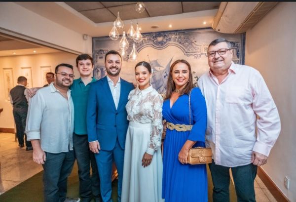 Jorge Luiz Nicchio, Davi Nicchio, os noivos João Vitor Nicchio e Gabriela San Valero, Bianca Nicchio e Jorge Luiz Nicchio