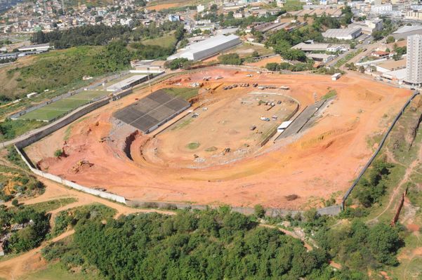 Obra no Kleber Andrade