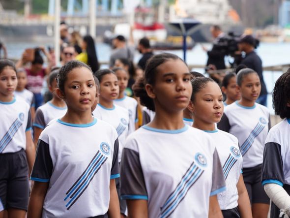 Desfile cívico-militar em Vitória por Fernando Madeira