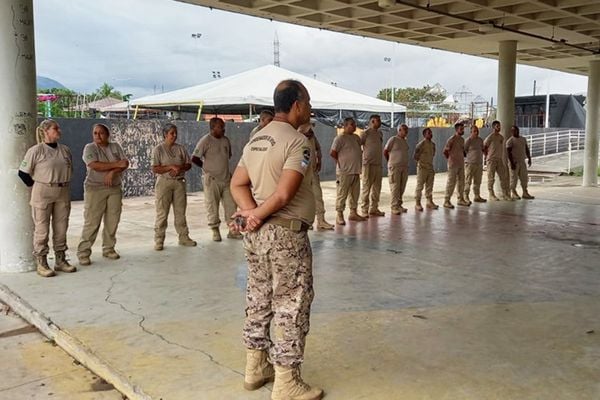 Agentes socioeducativos do Iases