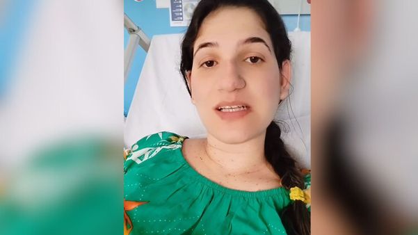 mãe sextuplos cirurgia