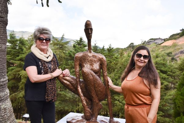  Leila Brunoro e Adriana Sfalsim