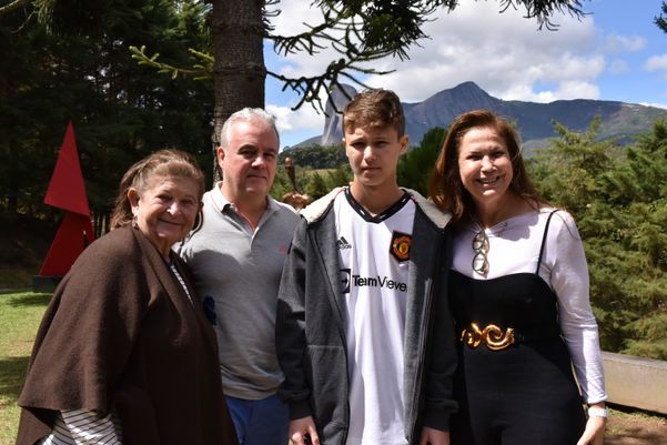 Albene Meireles, Robson e Enzo Bergis e Lilia Meireles