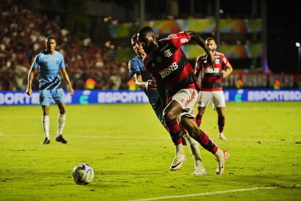Imagens da partida entre Flamengo x Athletico-PR no Kleber Andrade por Fernando Madeira