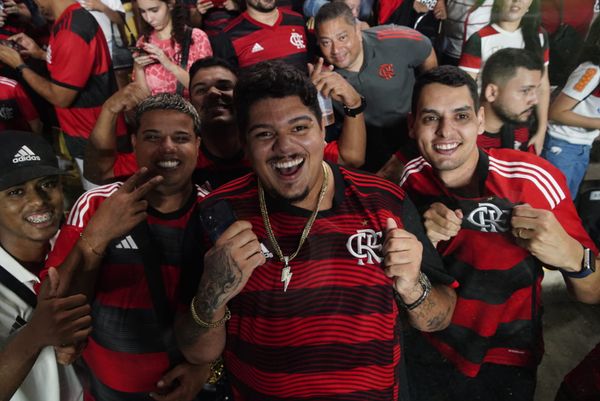 Imagens da partida entre Flamengo x Athletico-PR no Kleber Andrade por Fernando Madeira