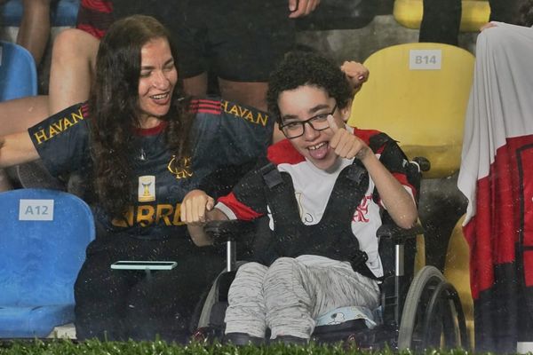 Imagens da partida entre Flamengo x Athletico-PR no Kleber Andrade por Fernando Madeira