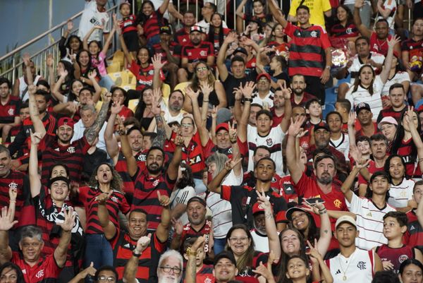 Imagens da partida entre Flamengo x Athletico-PR no Kleber Andrade por Fernando Madeira