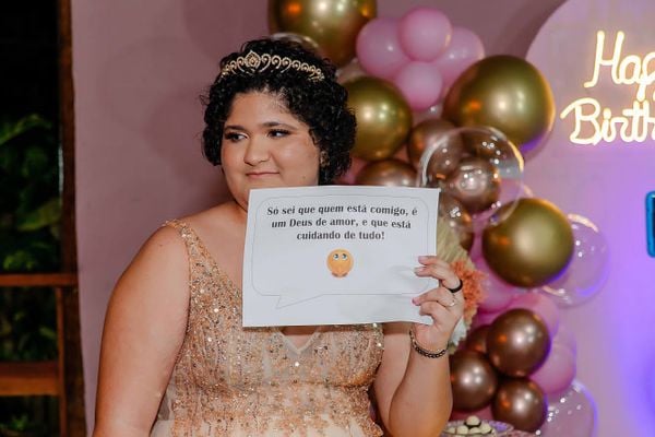 Thais Pessotti, uma das sobreviventes do atentado em Aracruz, completou 15 anos por Reprodução | ‎Foto Niposs 