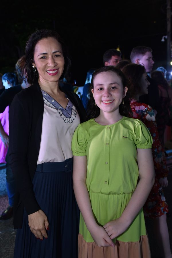 Andreia e Sara Canal 