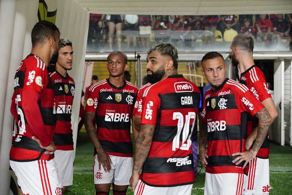Flamengo e Athletico Paranaense pelo Brasileirão