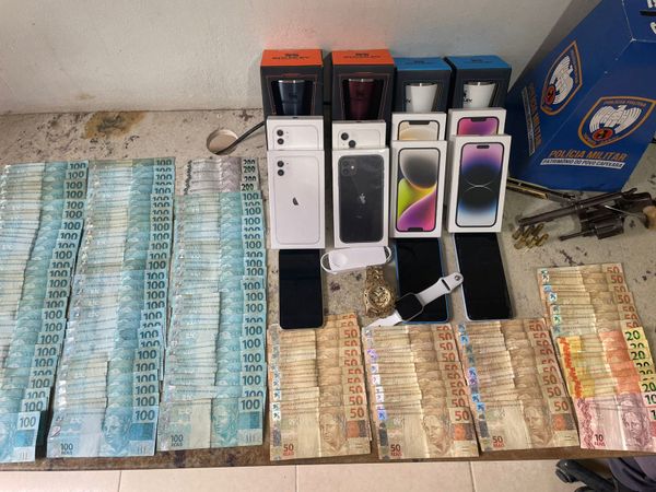 Arma e celulares do roubo foram encontrados no carro 