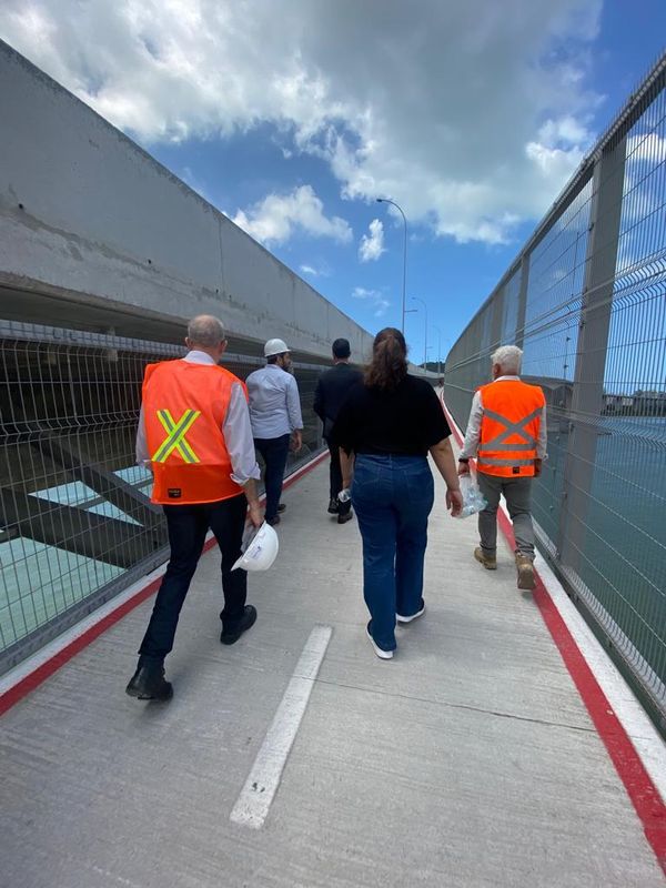 Vistoria MPES à ciclovia e terceira ponte, com promotor Pedro Ivo por MPES