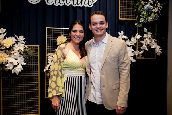  O prefeito de Vitória  Lorenzo Pazolini  e sua esposa Paula Pazolini