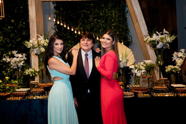 Perovano com as filhas Lurdinha e Ariane