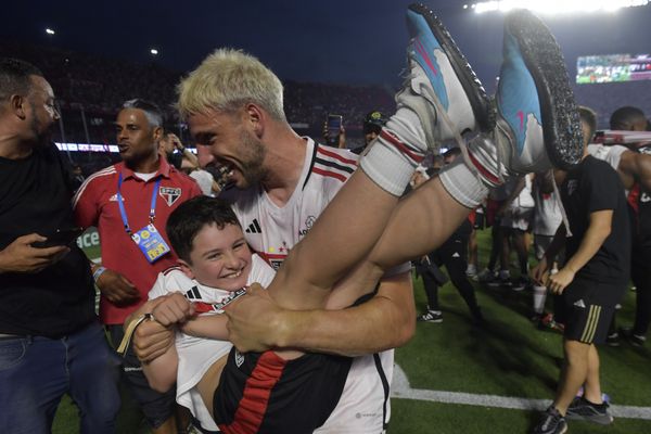 Elenco do São Paulo comemora título da Copa do Brasil no Morumbi por Paulo Souza/Divulgação
