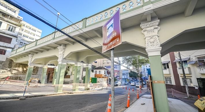 A Prefeitura de Vitória estuda a reabertura do tráfego de veículos na via, que foi entregue restaurada no dia 29 de setembro