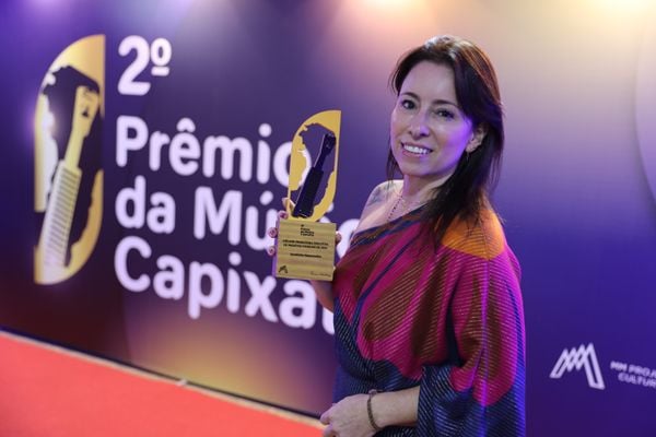 Sandrinha Vasconcellos venceu na categoria "Produtora Executiva de Projetos Musicais" por Cláudio Postay