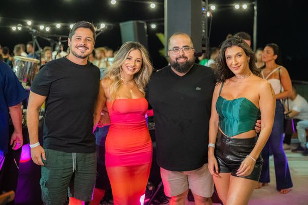 Flavio Gyrão, Stefanie Czartoryski, Thiago Ribeiro e Celina Caldeira