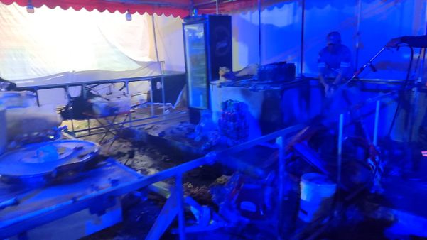 Incêndio em barraca de festa de Guaçuí assusta público  por Corpo de Bombeiros