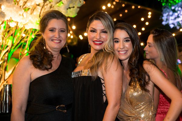 Débora Alcuri, Eliane Bianchi e Sarah Alcuri