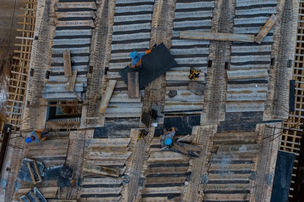 Obras na rodovia do Contorno do Mestre Álvaro na Serra por Vitor Jubini
