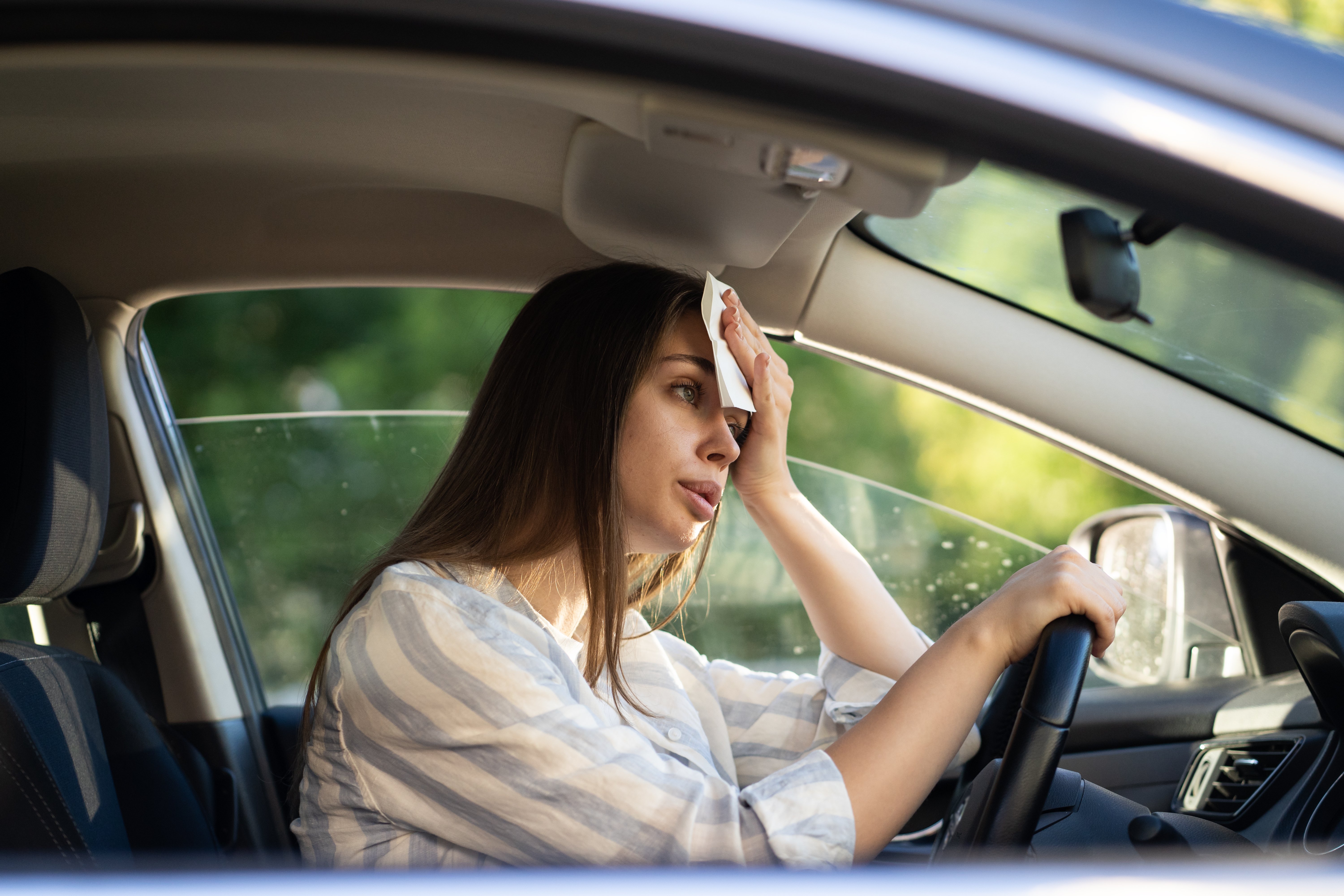 Confira os melhores acessórios para proteger seu carro que o deixa ainda  mais bonito