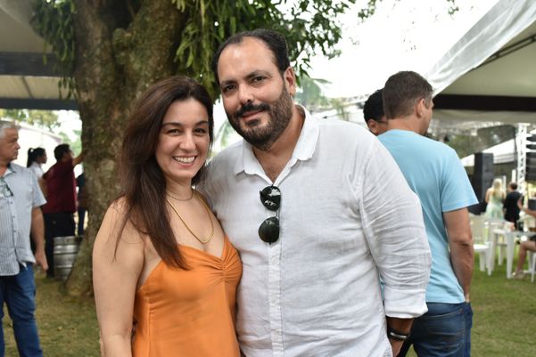 Marielle Vasconcellos e Jose Carlos Monjardim