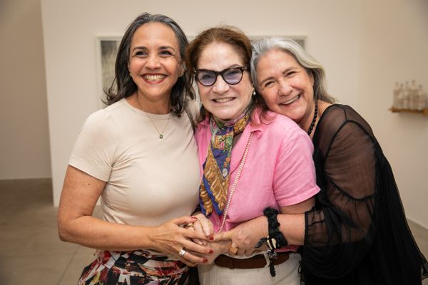 Bartira Almeida, Grazziella Debbané e Thais Hilal