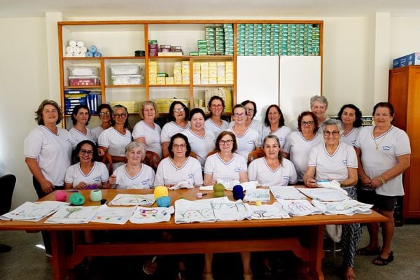 Cooperativa Regional de Educação e Cultura de Venda Nova do Imigrante (Coopeducar) promove estudos sobre o voluntariado. por Fernando Madeira