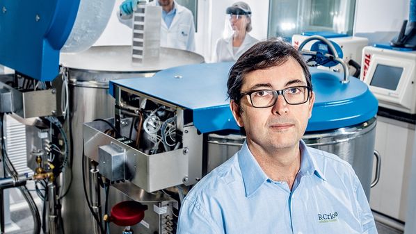 O pesquisador José Ricardo Muniz Ferreira desenvolve estudos que visam deixar a viagem espacial mais segura para o corpo humano