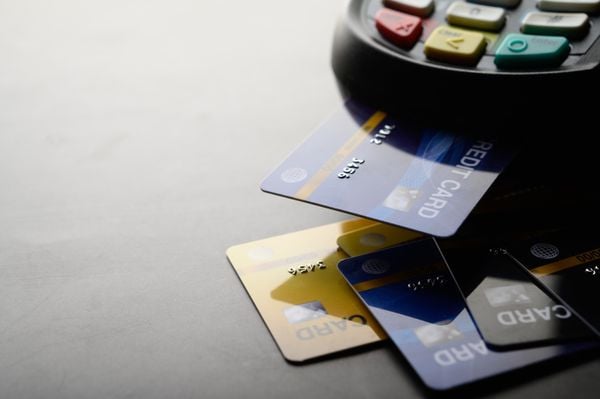 cartão de crédito, juros, taxa de juros