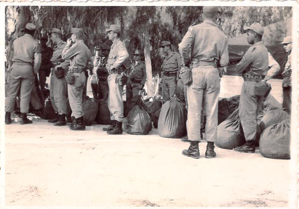 David Faldini durante o tempo em que atuou na Faixa de Gaza, em 1960 por Arquivo pessoal