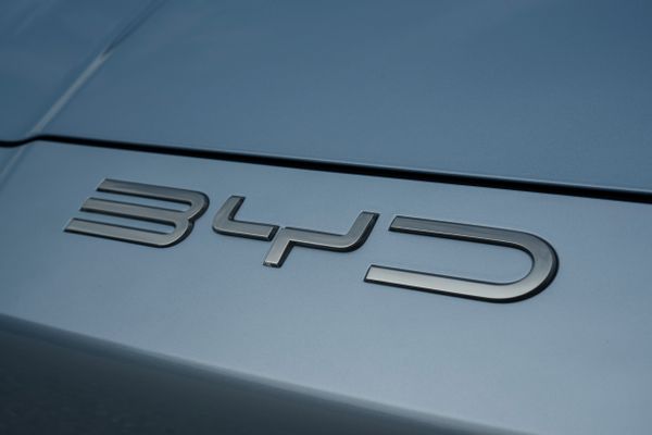 Logo BYD