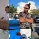 O cantor Latino fez uma doação de fraldas e outros itens para os sêxtuplos capixabas