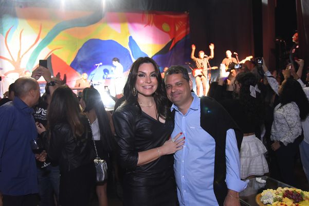 Debora Veronez e Patrick Ribeiro