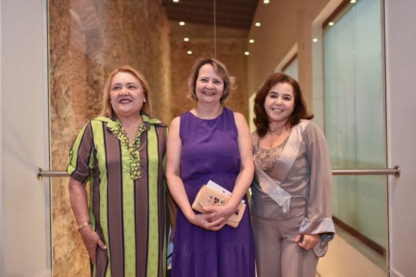 Mara Regina,  Adila Damiane e Aurea Ligia 