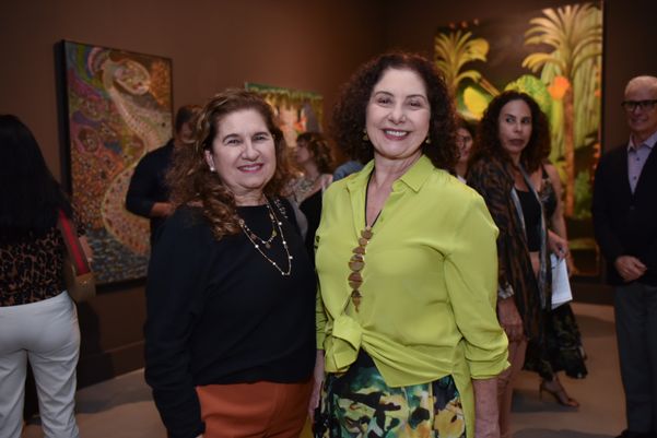 Rowena Tovar e Anginha Buaiz