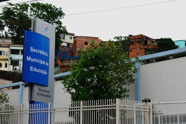 Prédio da Secretaria Municipal de Educação, em Itararé, Vitória