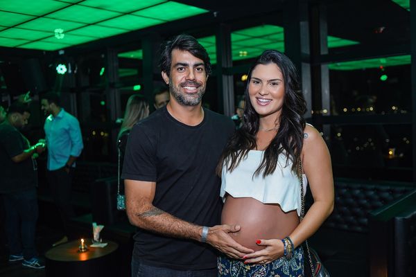 Renzo Simoni, Ana Luiza Ferrari